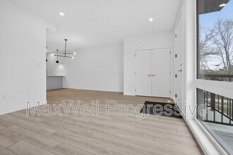 Building Photo - 10425-10470 70 Ave NW