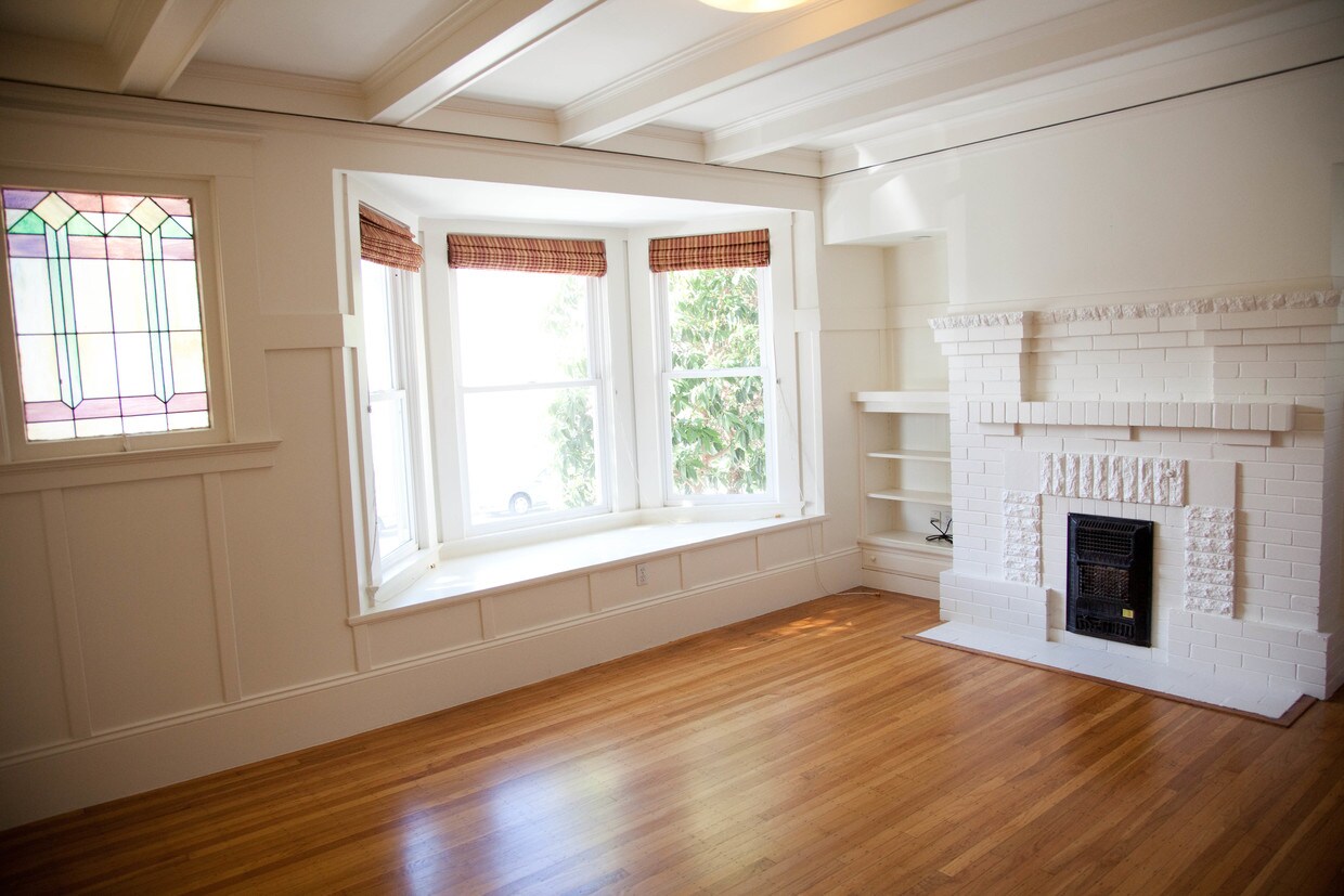 Foto principal - 1037 S Van Ness Ave