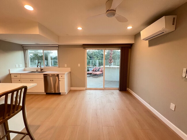 Building Photo - 2 Firecrest Ln