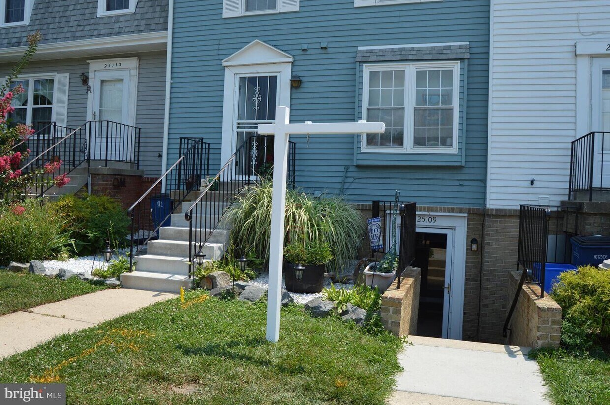 Photo - 25109 Tralee Ct (Damascus, MD)