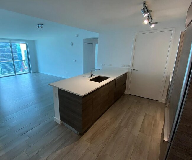 Foto del edificio - 1100 S Miami Ave