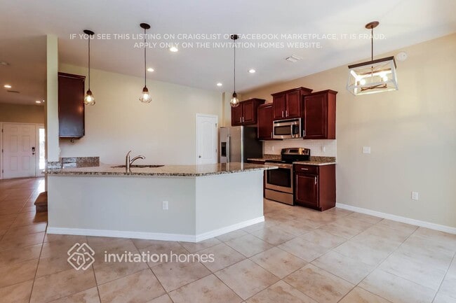 Building Photo - 3742 Silverlake Way