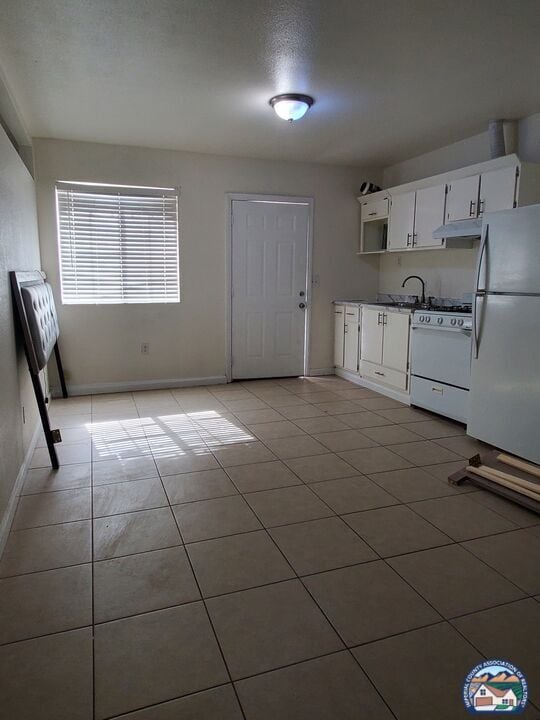 Foto del edificio - 1353 Truman Ct