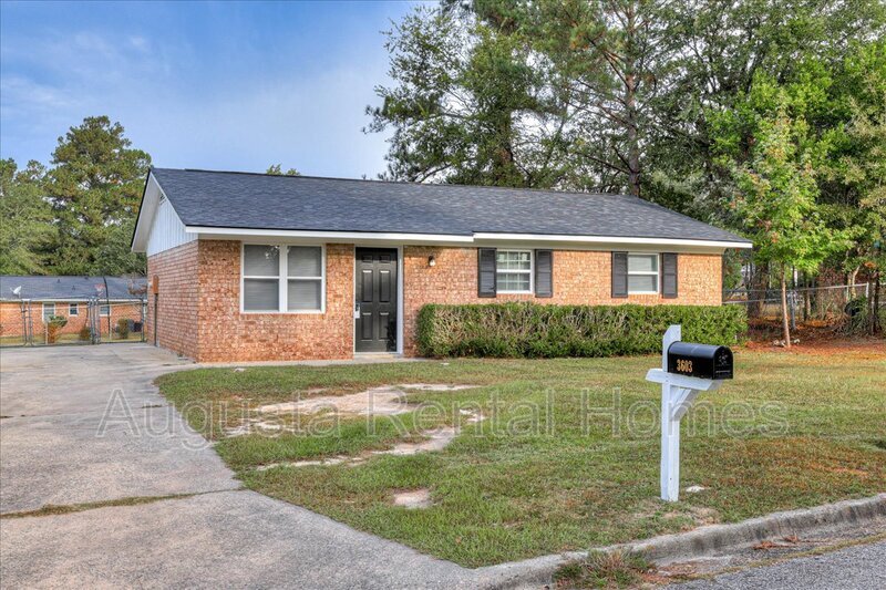 Primary Photo - 3603 Columbine Dr