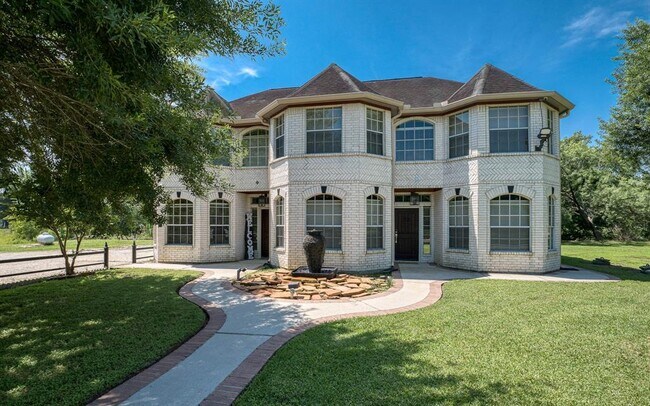 Building Photo - 19330 Becker Rd