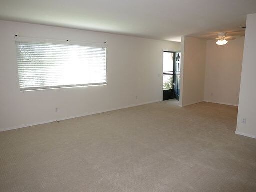 Building Photo - 820 Bracero Rd