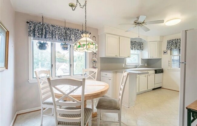 Foto del edificio - 26 Garden Dr