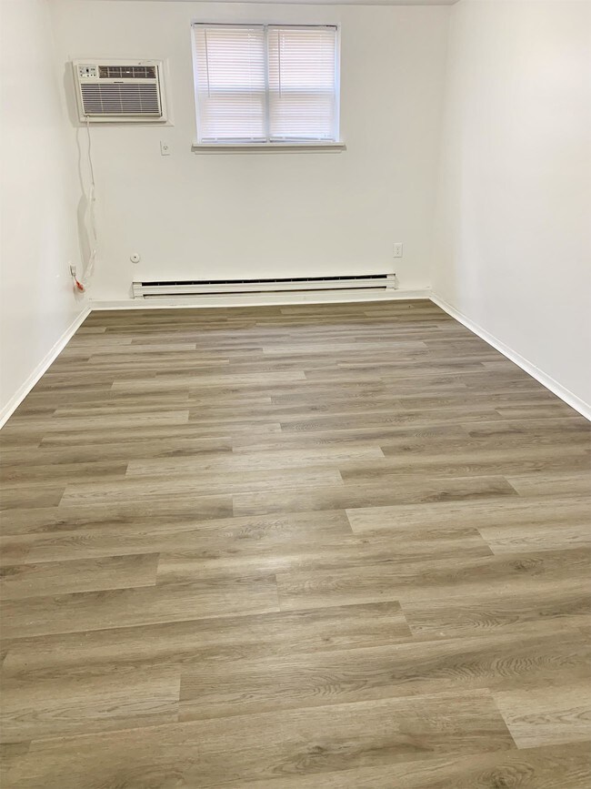 Foto del edificio - 43-51 E Park St