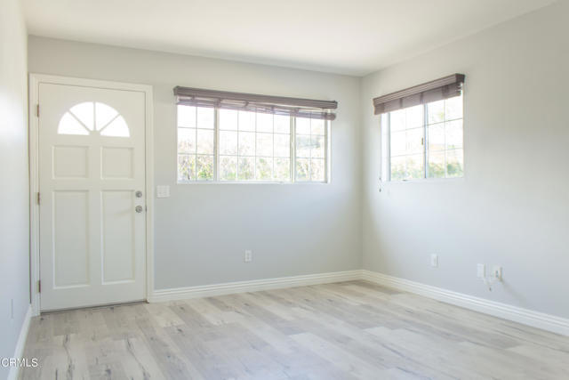 Foto del edificio - 182 Anacapa Dr