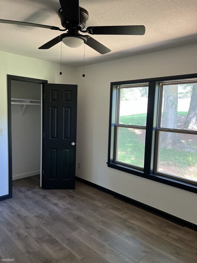 Foto del edificio - 3 br, 2 bath House - 707 South Parrott Drive