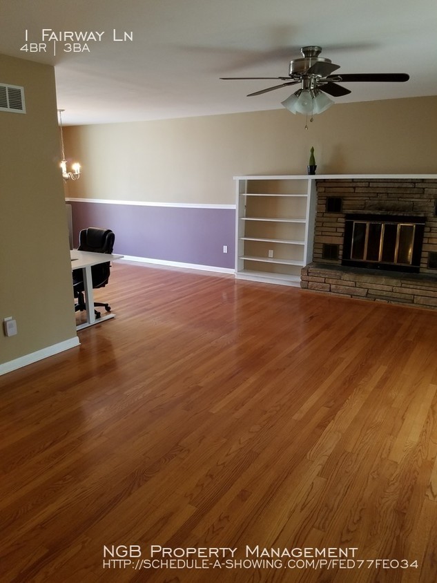 Foto principal - 1 Fairway Ln