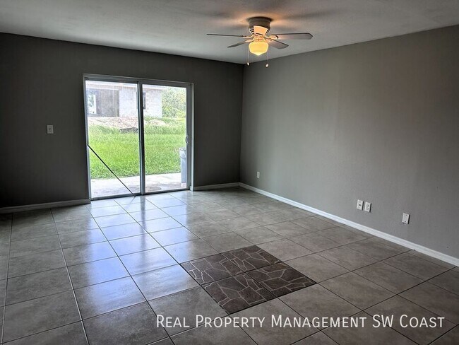 Foto del edificio - 774 Holmes Ave