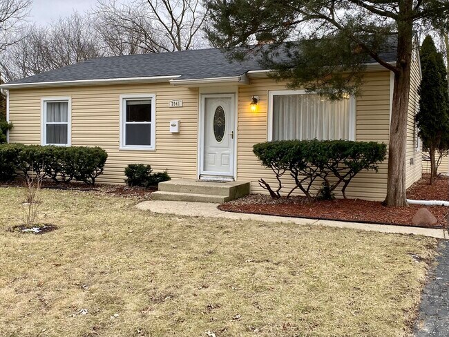 Building Photo - 2941 75th St