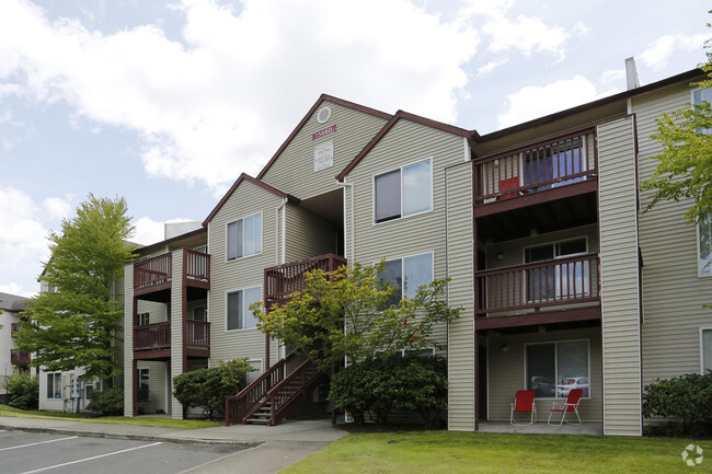 Building Photo - Bethany Meadows