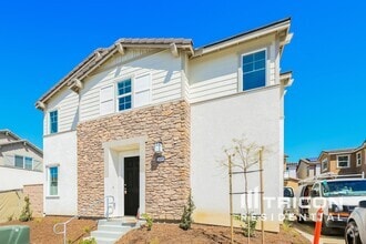 Building Photo - 28154 Cookhouse Ln