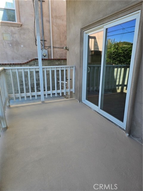 Building Photo - 515 S Helberta Ave