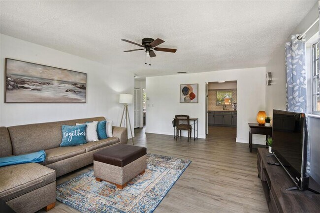 Foto del edificio - 811 W Magnolia St