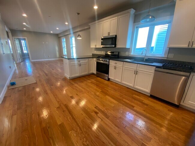 Foto del edificio - 17 Maywood St