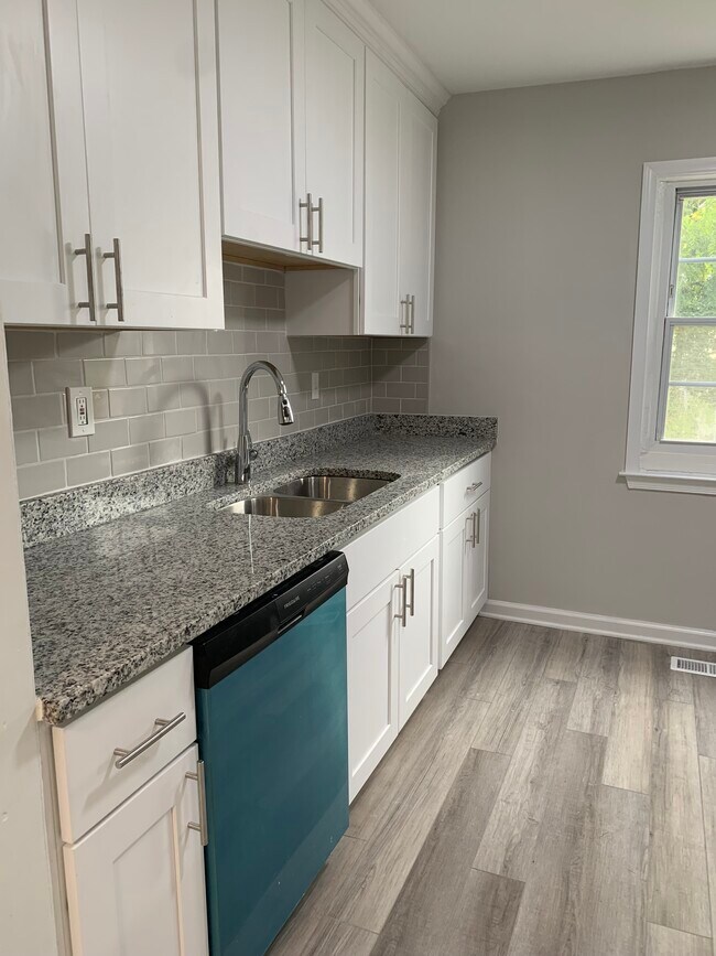 Building Photo - 1351 Fishermans Rd