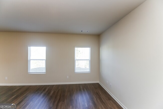 Building Photo - 243 Augusta Woods Dr