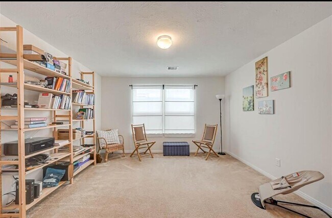 Foto del edificio - 16330 Oakside Hollow Ln