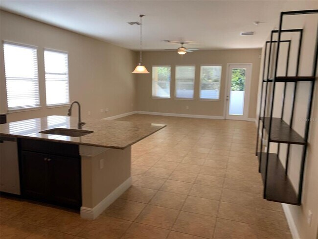 Foto del edificio - 11514 Quiet Forest Dr