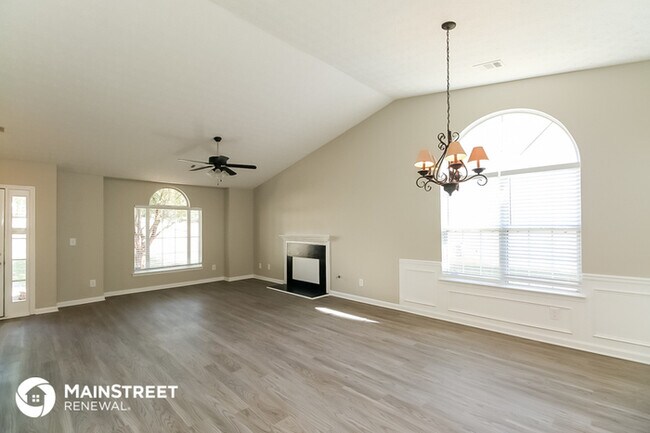Building Photo - 6695 Emerald Pointe Cir
