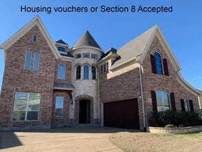 Building Photo - 6425 Academy Ln