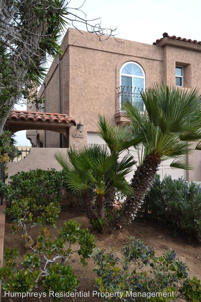 Foto del edificio - 4134 Udall St