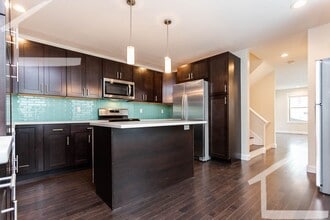 Building Photo - 474 Fulton St