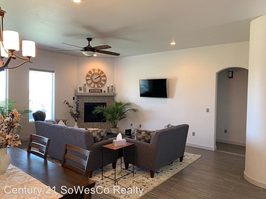 Primary Photo - 3 br, 2 bath House - 2827 Rabbitbrush Drive
