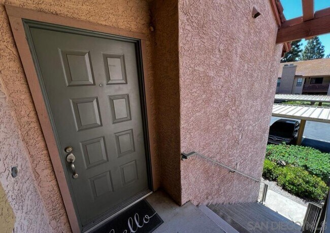 Foto del edificio - 12027 Alta Carmel Ct