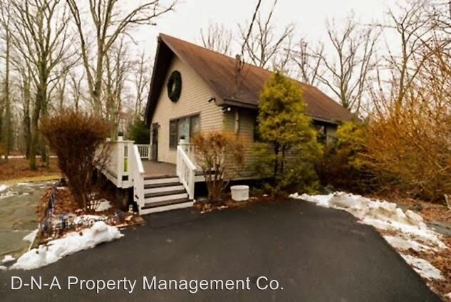 Foto principal - 3 br, 1.5 bath House - 6152 Black Bear Rd