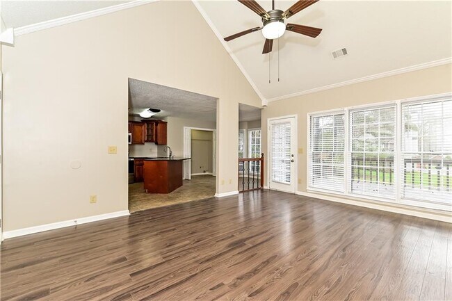 Building Photo - 3307 Poplar Ridge Dr