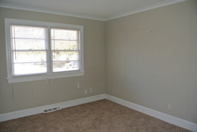 Foto del edificio - 1165 First Street Extension