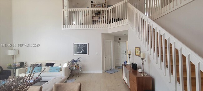 Foto del edificio - 1055 Yellow Birch Terrace