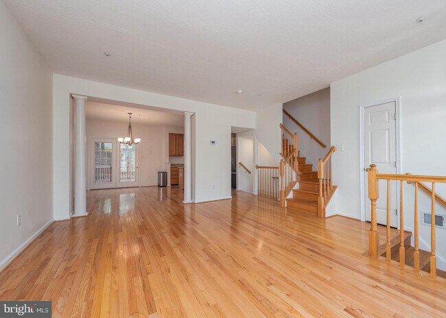 Building Photo - 6621 Cambria Terrace