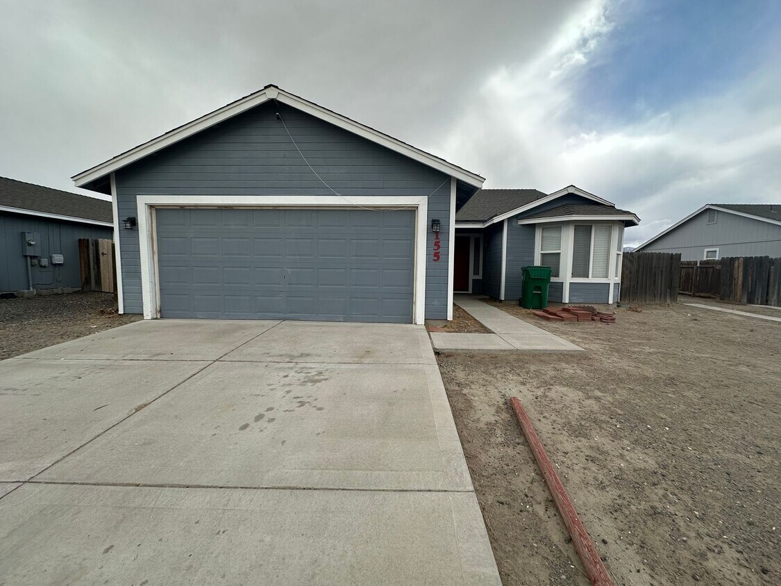 Primary Photo - Fully Furnished Home for rent in Fernley, ...