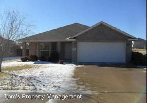 Primary Photo - 3 br, 2 bath House - 6929 Cattle Drive