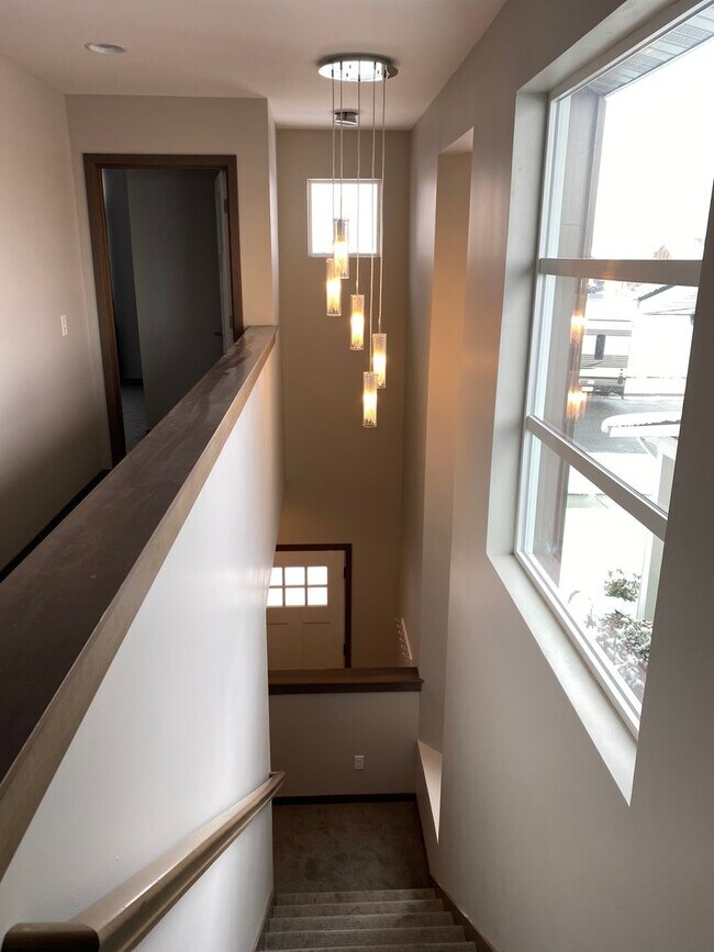 Foto del edificio - 1078 Oak Park Dr