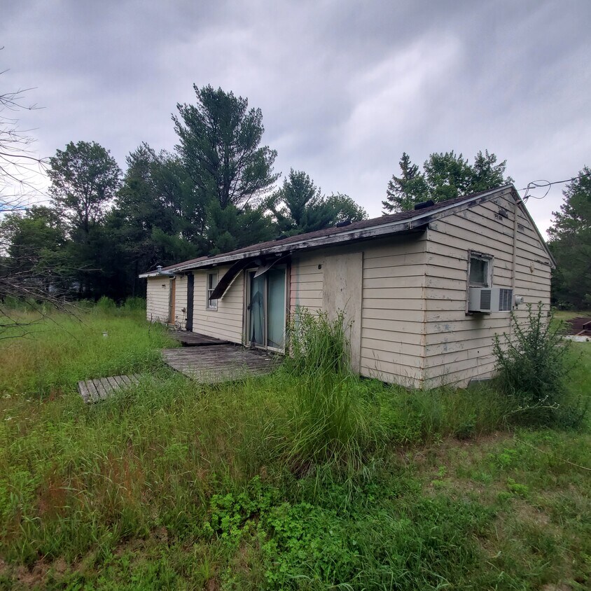 1035 11th Ln, Arkdale, WI 54613 House Rental in Arkdale, WI