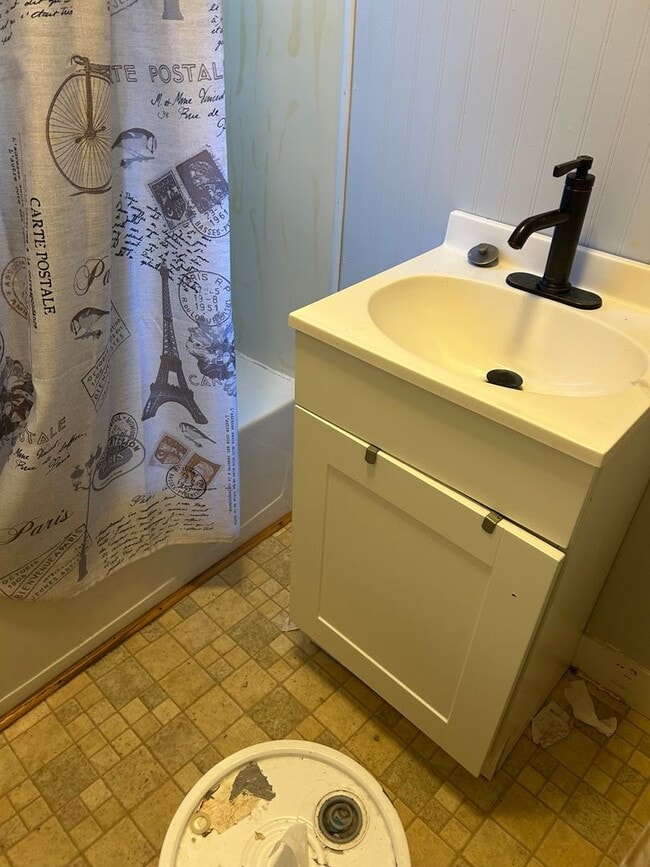 Foto del edificio - Owner-Financed 2 Bedroom Home – Bluefield, WV