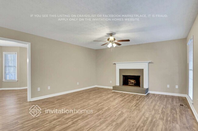 Foto del edificio - 240 Maplewood Ln