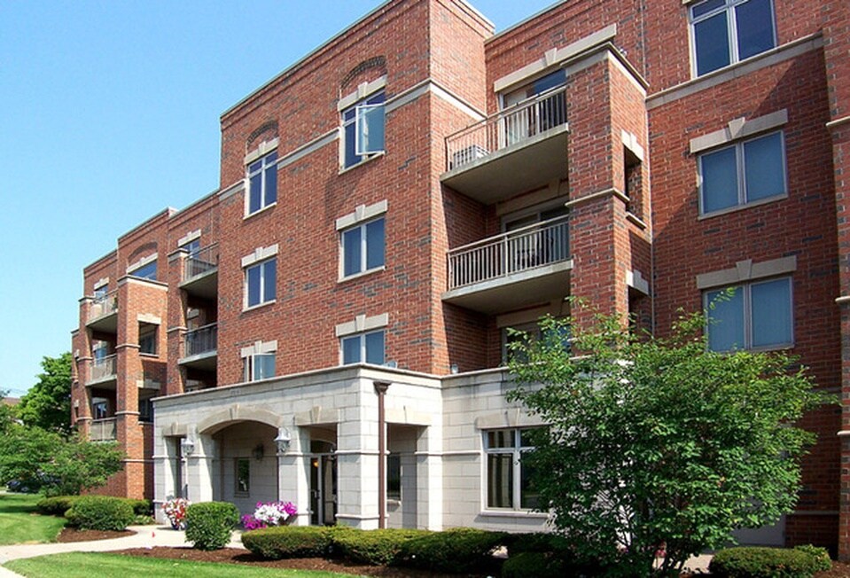 Foto principal - 8550 Grand Ave
