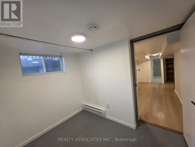 Photo du bâtiment - 72 Auburn Ave