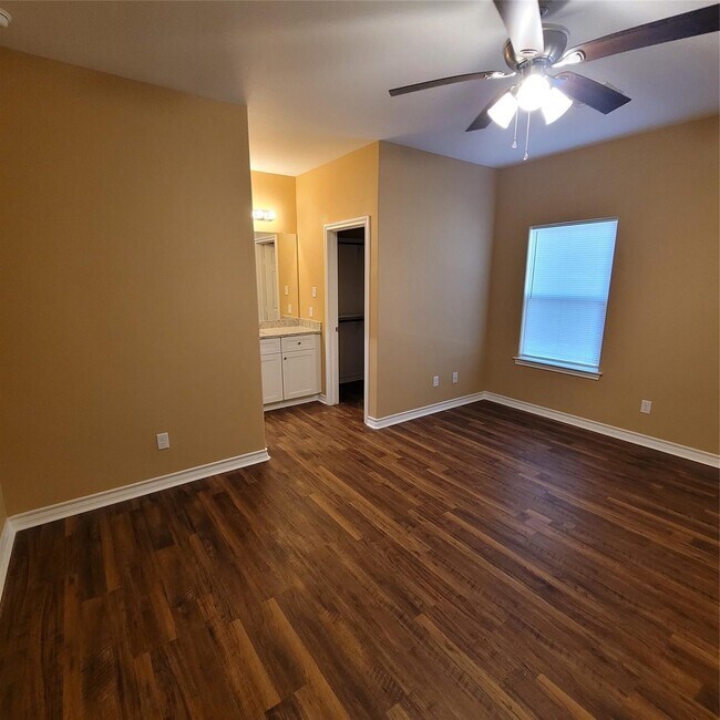 Foto del edificio - 2107 24th St N