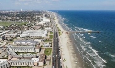 Building Photo - 6300 Seawall Blvd