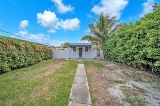 Building Photo - 2372 NW 34th St