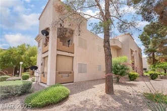 Building Photo - 6871 Tamarus St