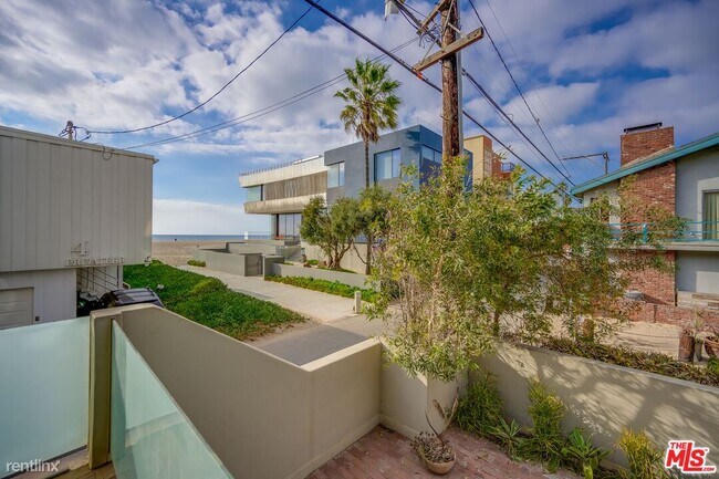 Foto del edificio - 2 br, 2 bath Condo - 14 Privateer Street 1